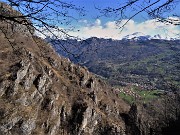 19 Superiamo torrioni e guglie 